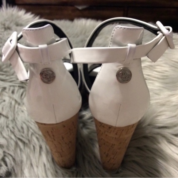 Guess Black & White Super Cute Wedges NWOT - Picture 2 of 7